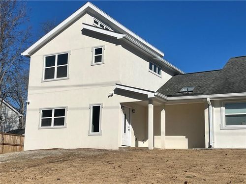 4500 Kings Lake Dr Ne, Marietta, GA, 30067-3630 | Card Image