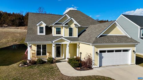 189 Windsor Dr, FISHERSVILLE, VA, 22939-2114 | Card Image
