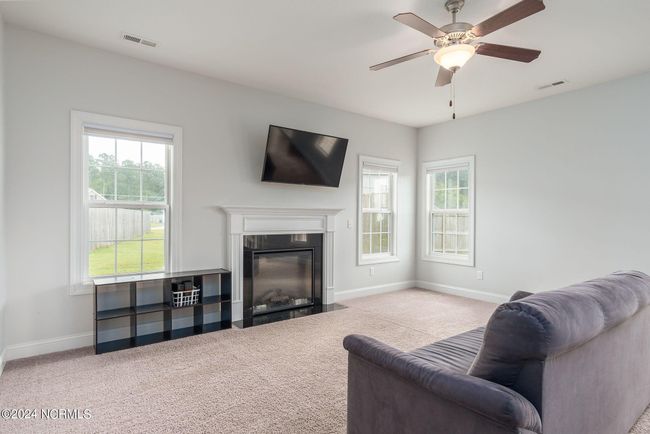 310 Pettigrew Ln, House other with 4 bedrooms, 3 bathrooms and 2 parking in Jacksonville NC | Image 23