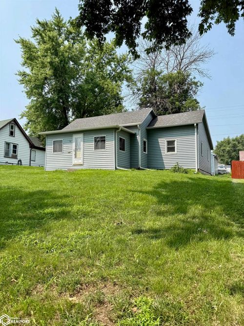 503 Pine St, Atlantic, IA, 50022-1532 | Card Image