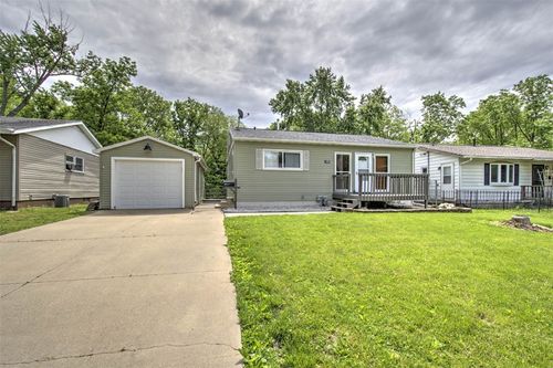 140 Phillips Dr, Decatur, IL, 62521-5420 | Card Image
