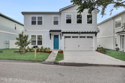 673 6th Ave S, Jacksonville Beach, FL, 32250-5225 | Card Image