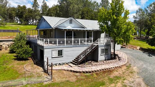 13540 N Keystone Ct, Penn Valley, CA, 95946-9327 | Card Image