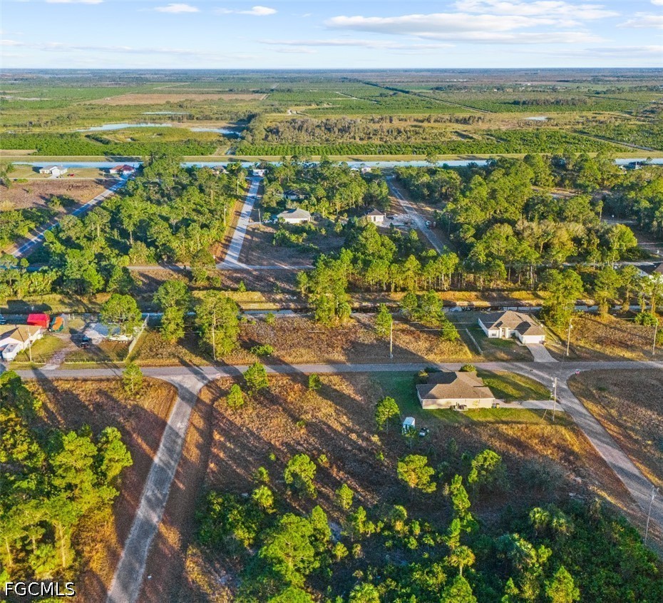 Land in Lehigh Acres 2