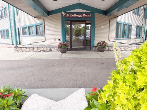 359-10 Kellogg Rd, Essex Junction, VT, 05452-2843 | Card Image