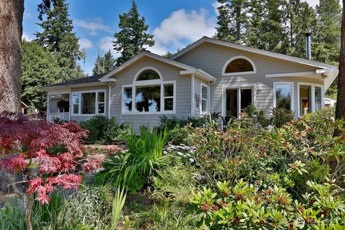 3681 Lagoon View Drive, Greenbank, WA, 98253 | Card Image