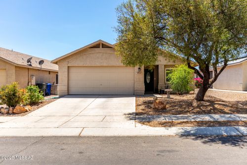 8842 S Desert Rainbow Dr, Tucson, AZ, 85747-5190 | Card Image