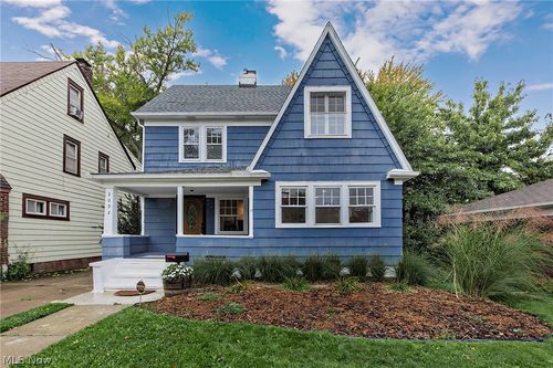 2092 Hampstead Road, Cleveland Heights, OH, 44118 | Card Image
