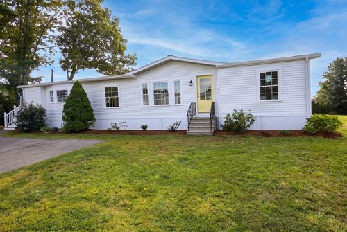 6 Emerald Pl, Raynham, MA, 02767-5102 | Card Image