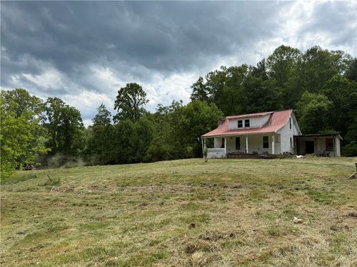 657 Lawrence Greene Road, Deep Gap, NC, 28618 | Card Image