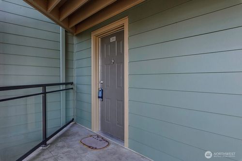 unit-f203-3008 N Narrows Dr, Tacoma, WA, 98407-1579 | Card Image