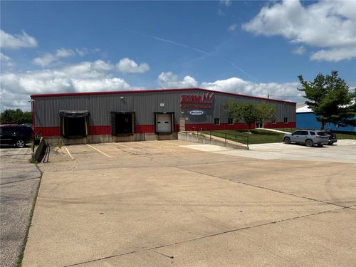 b-1380 Stoney Point Rd Sw, Cedar Rapids, IA, 52404-1081 | Card Image