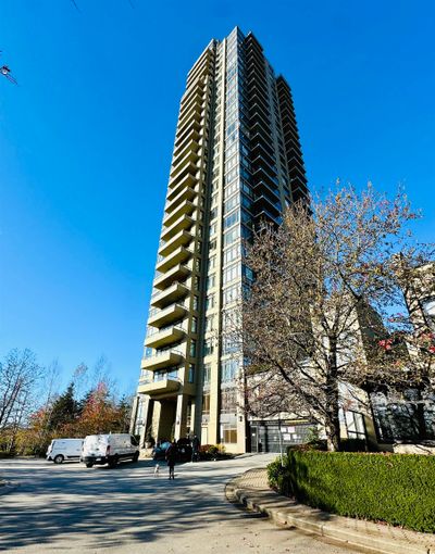 1902 - 2345 Madison Ave, Condo with 1 bedrooms, 1 bathrooms and 1 parking in Burnaby BC | Image 2