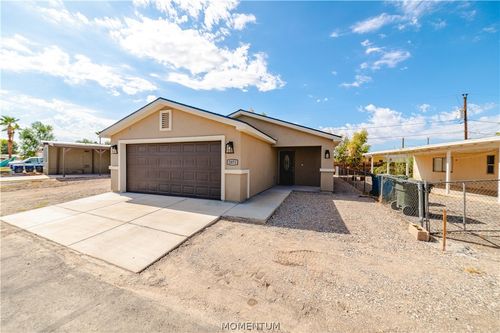 2071 Sweetwater Dr, Bullhead City, AZ, 86442-5250 | Card Image