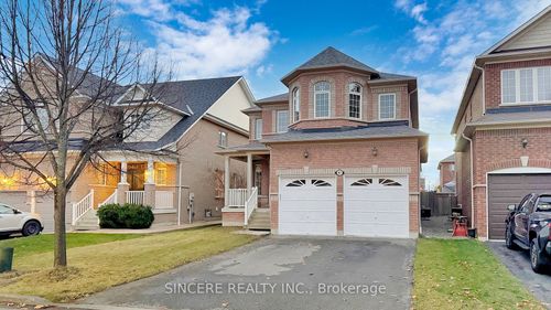 87 Rockland Cres, Whitby, ON, L1M0A9 | Card Image