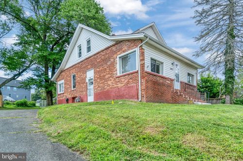 6437 Holyoke Dr, Annandale, VA, 22003-2107 | Card Image
