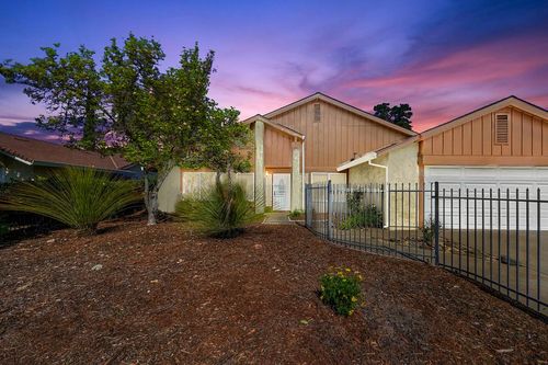 9013 Meadowsweet Way, Elk Grove, CA, 95624 | Card Image