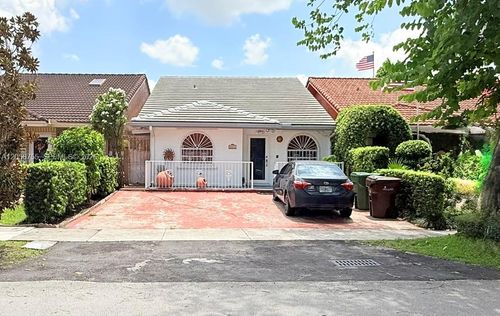 5941 W 20th Ln, Hialeah, FL, 33016-2665 | Card Image
