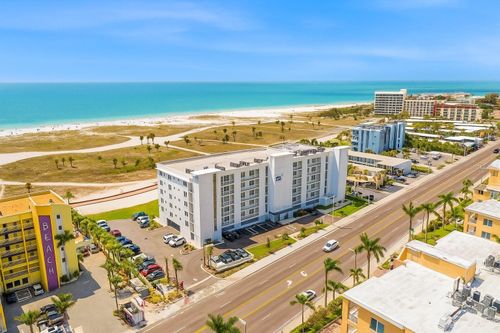 201-11500 Gulf Blvd, Treasure Island, FL, 33706-4646 | Card Image