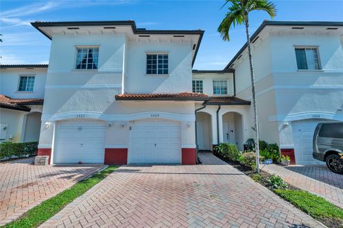 3664 Nw 29th Ct, Lauderdale Lakes, FL, 33311-8377 | Card Image