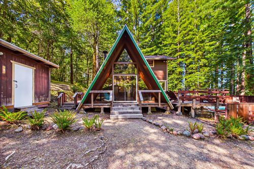 676 Spring Canyon Lane, Phillipsville, CA, 95559 | Card Image