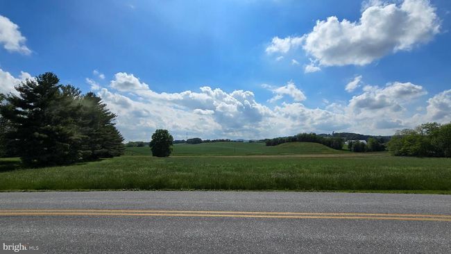 1373 Martin Rd, House other with 3 bedrooms, 2 bathrooms and null parking in SPRING GROVE PA | Image 11