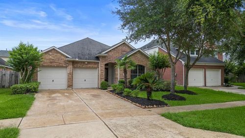 4016 Candle Cove Ct, Sugar Land, TX, 77479-7104 | Card Image