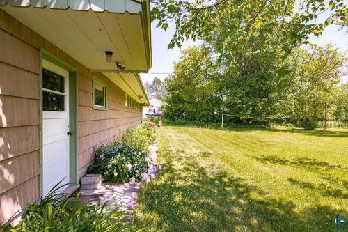 1100 Prospect Ave W, Cloquet, MN, 55720-0264 | Card Image