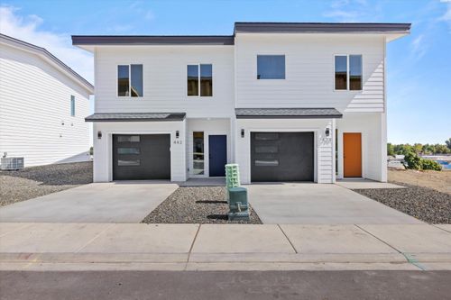 442 War Room Ct, Richland, WA, 99352-4179 | Card Image