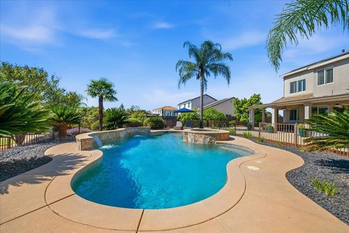 4031 White Mill Crescent Road, Roseville, CA, 95747 | Card Image