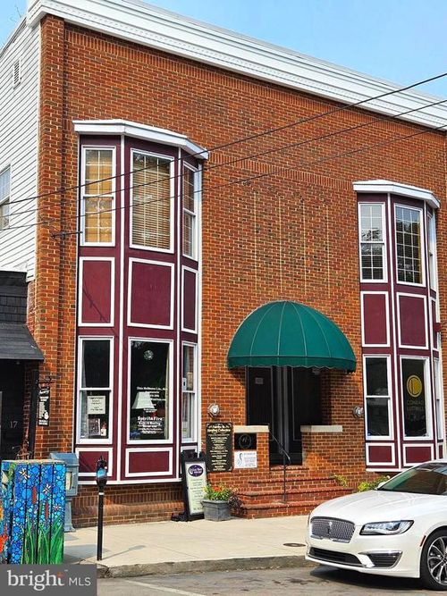 b-21 Fairfax Street, BERKELEY SPRINGS, WV, 25411 | Card Image