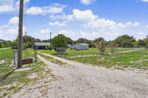 12102 Bullfrog Creek Rd, GIBSONTON, FL, 33534-5647 | Card Image