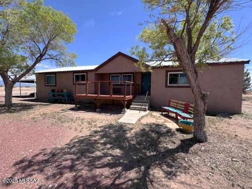 3865 W Dearing Rd, Willcox, AZ, 85643-3352 | Card Image
