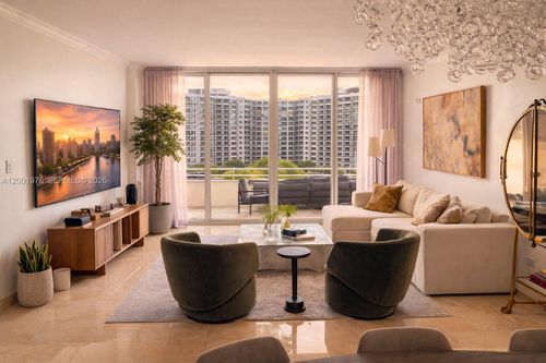 905-848 Brickell Key Dr, Miami, FL, 33131-3700 | Card Image