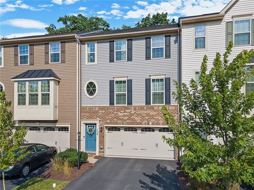 139 Arbor Trail Dr, Mc Kees Rocks, PA, 15136-3718 | Card Image