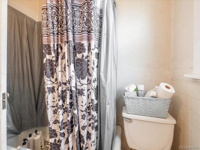 522 S Pennsylvania St, House other with 3 bedrooms, 1 bathrooms and 2 parking in Denver CO | Image 17