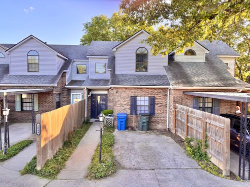 3042 Bonanza Drive, Lexington, KY, 40509 | Card Image