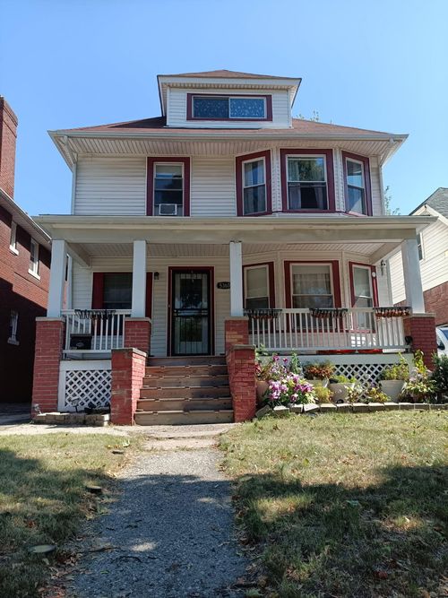 5360 Burns St, Detroit, MI, 48213-2912 | Card Image