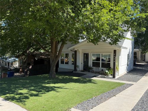 a-407 Post Road Dr, Austin, TX, 78704-7017 | Card Image