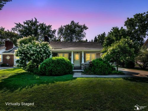 405 Monroe St, Blissfield, MI, 49228-1064 | Card Image