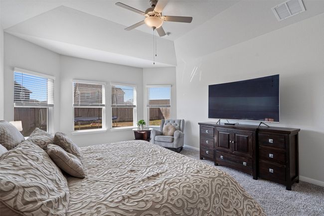 134 Stellers Swoop, House other with 5 bedrooms, 3 bathrooms and 4 parking in Cedar Creek TX | Image 11