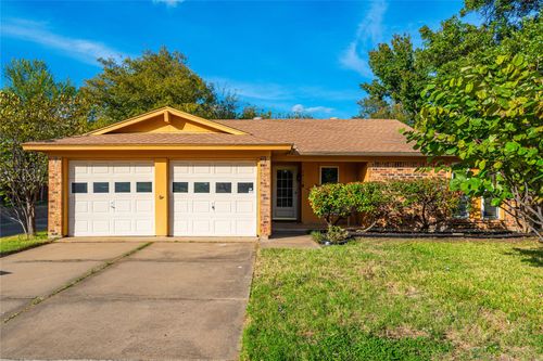 6613 Starnes Road, Watauga, TX, 76148 | Card Image