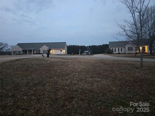 201 Millstone Ct, Seneca, SC, 29678-1322 | Card Image