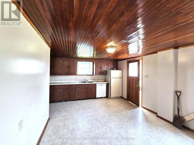 4893 Old Highway 2 Highway, Home with 4 bedrooms, 2 bathrooms and 9 parking in Belleville (Belleville Ward) ON | Image 30