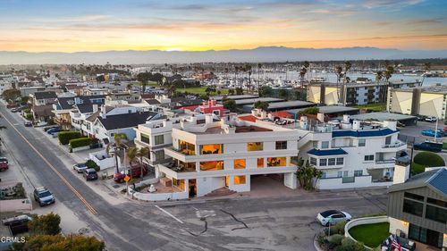 3300 Ocean Dr, Oxnard, CA, 93035-4342 | Card Image