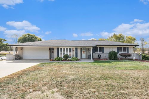 29420 Armada Ridge Rd, Richmond, MI, 48062-4519 | Card Image