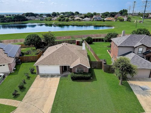 2048 Waterfield Ct, Grand Prairie, TX, 75052-7526 | Card Image