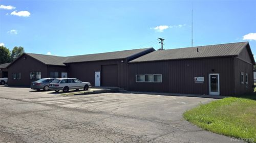 1325 Grand Oaks, Genoa Township, MI, 48843 | Card Image