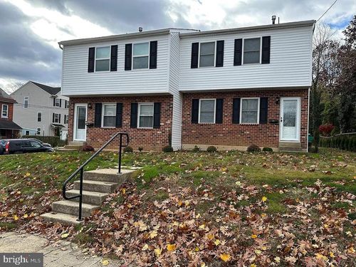 102 Stuart Ave, DOWNINGTOWN, PA, 19335-2527 | Card Image