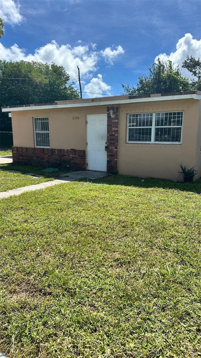 Rutland St, Opa Locka, FL 33054